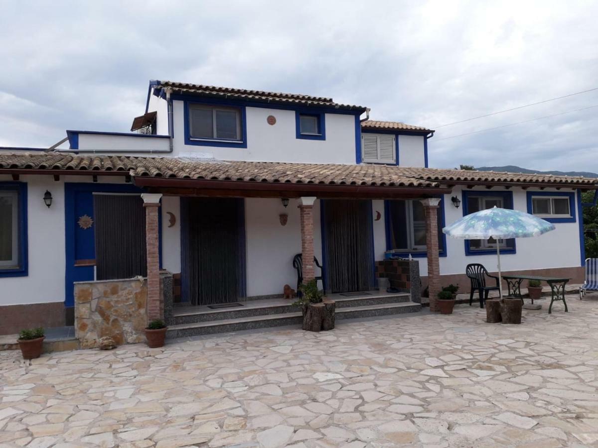 Villa Facen Gardelades Ngoại thất bức ảnh